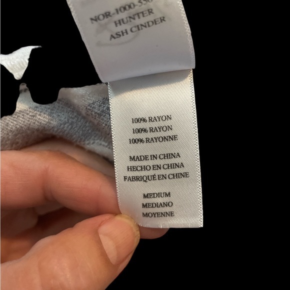 Rails Button down woman’s shirt size‎ Medium - Picture 10 of 12